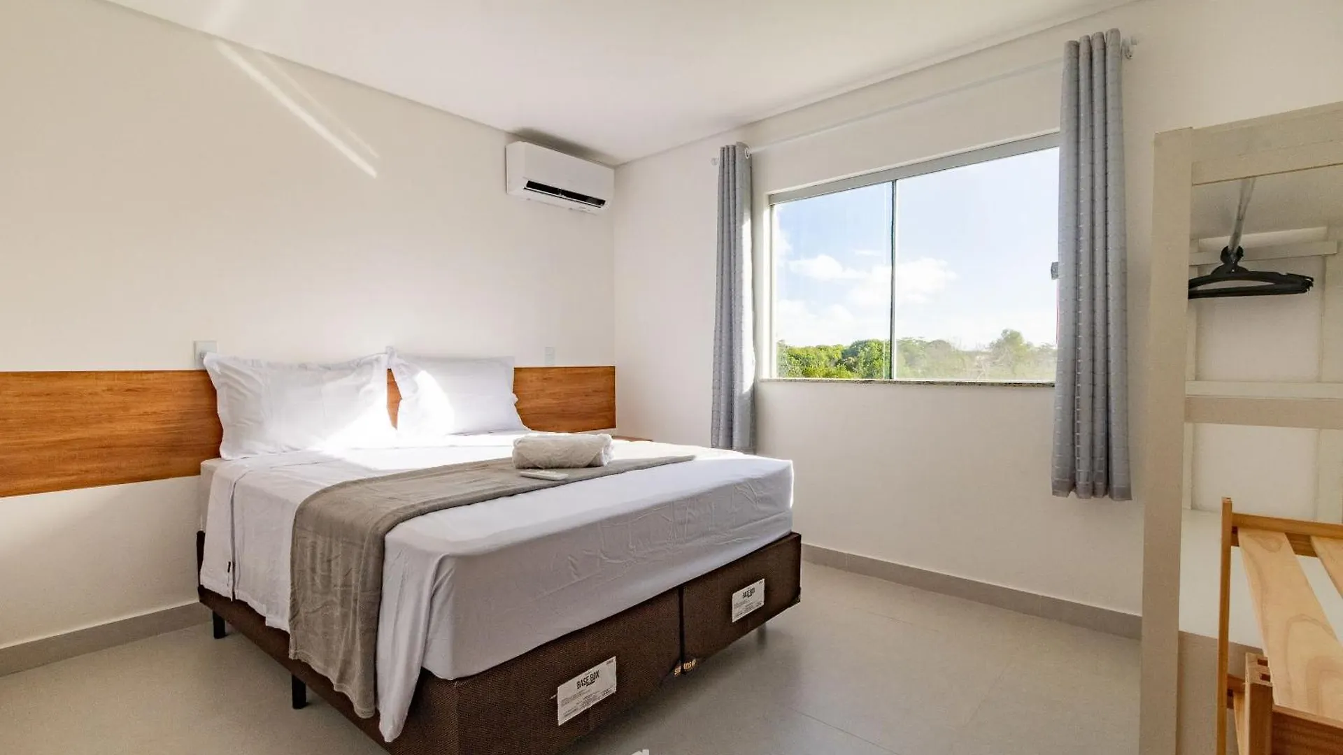 Condominio Com Piscina Na Praia Do Muta Em Porto-Ba - Mut Porto Seguro